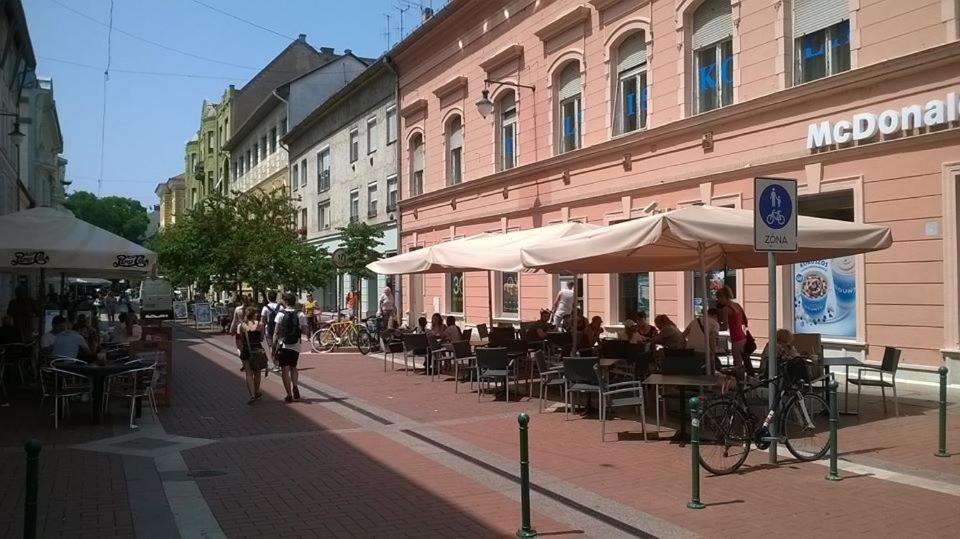 Sarahome4 Center Szeged Exterior photo